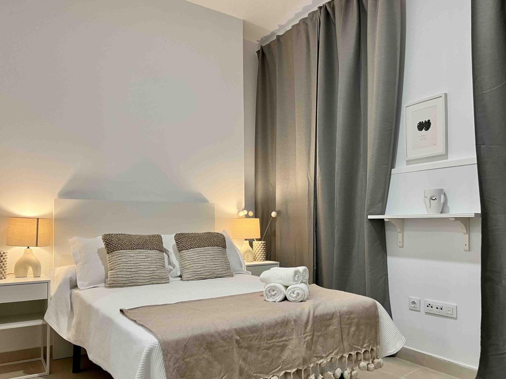Apartamentos La Tahona Cadiz Dış mekan fotoğraf
